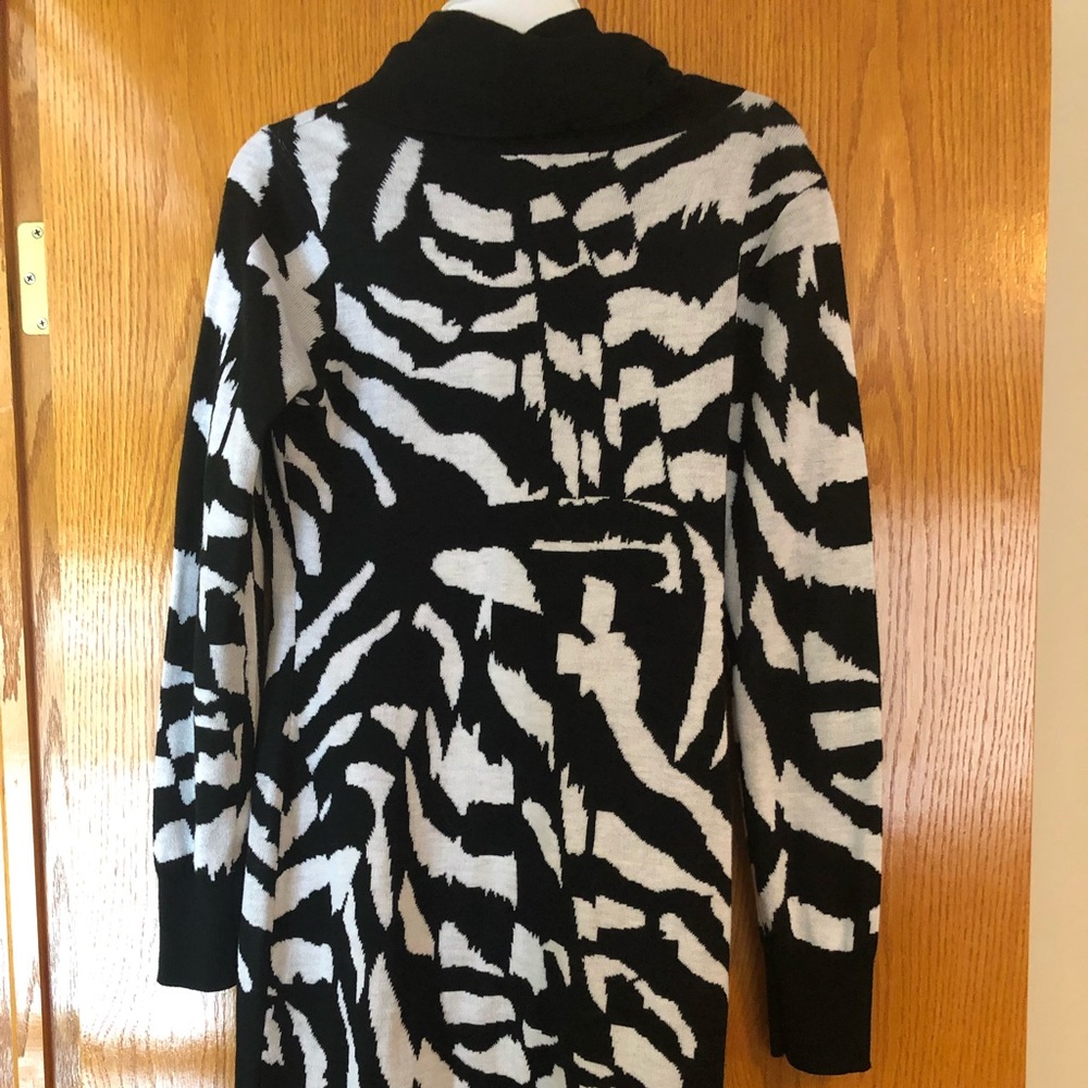 Sale!!! 🌺Calvin Klein sweater dress. - Picture 2 of 3